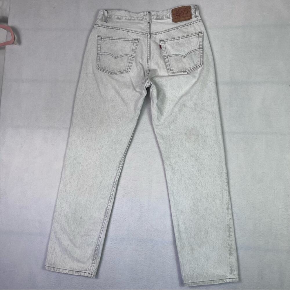 Vintage Levi's 501 Jeans Mens W33 L30 Straight Leg Light Wash Made in USA